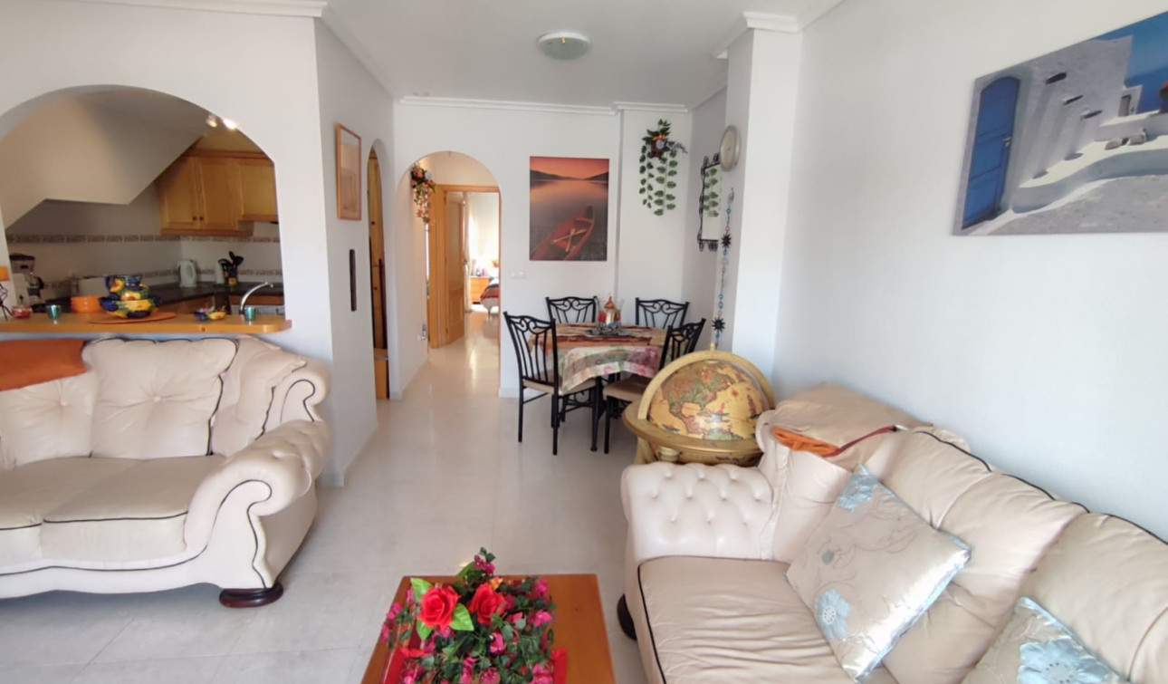 Resale - Apartment / Flat - Hurchillo