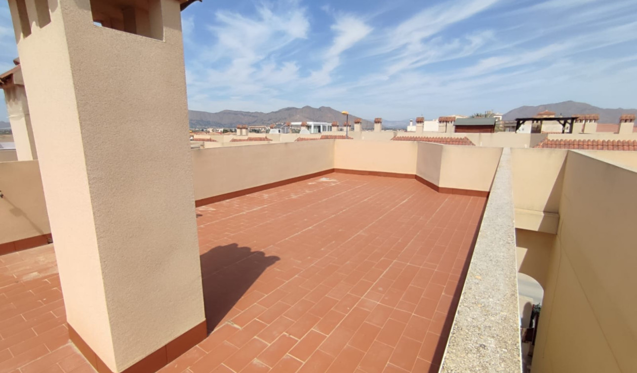 Resale - Apartment / Flat - Hurchillo