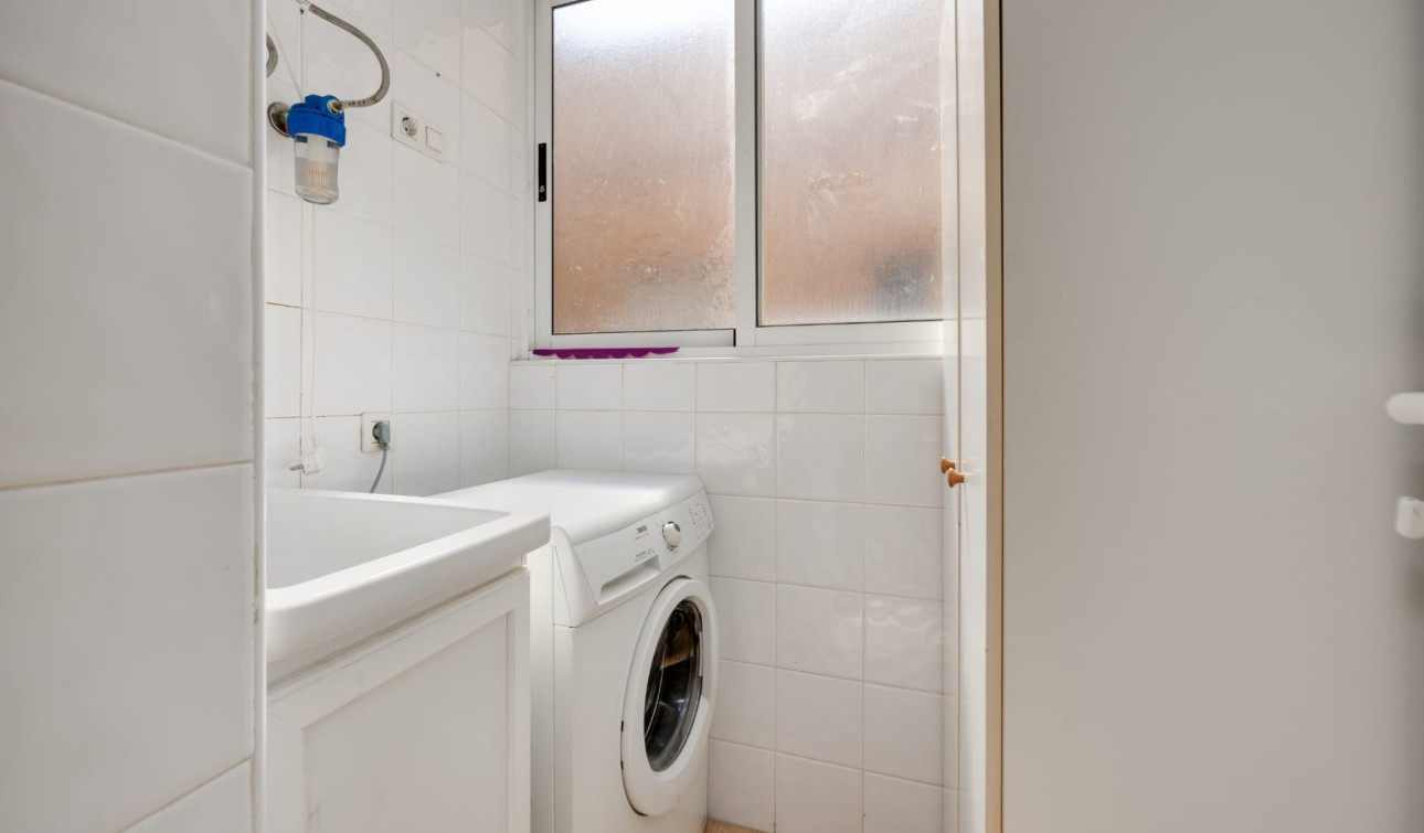 Resale - Apartment / Flat - Jacarilla