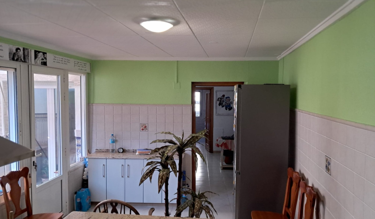 Resale - Apartment / Flat - Jacarilla