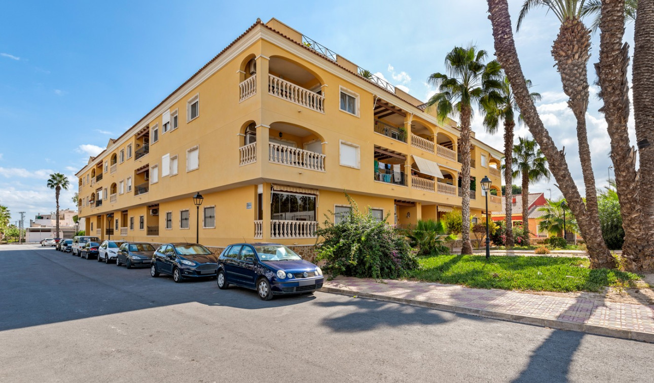 Resale - Apartment / Flat - Jacarilla