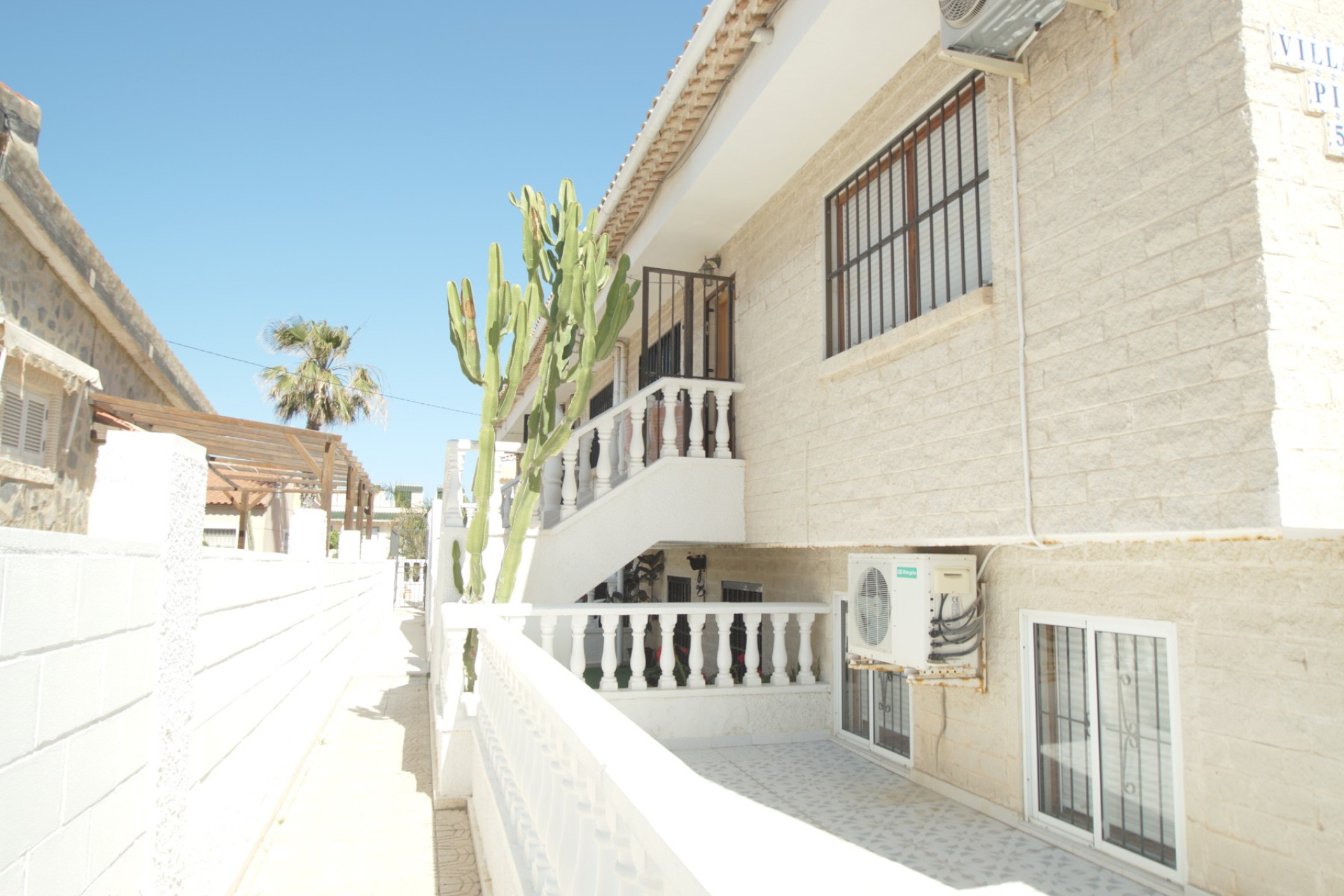 Resale - Apartment / Flat - La Mata - Playa