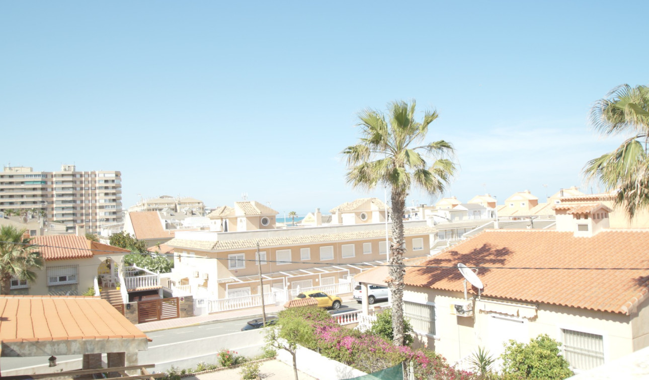Resale - Apartment / Flat - La Mata - Playa