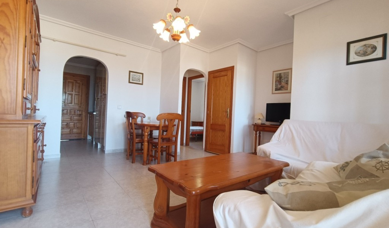 Resale - Apartment / Flat - La Mata
