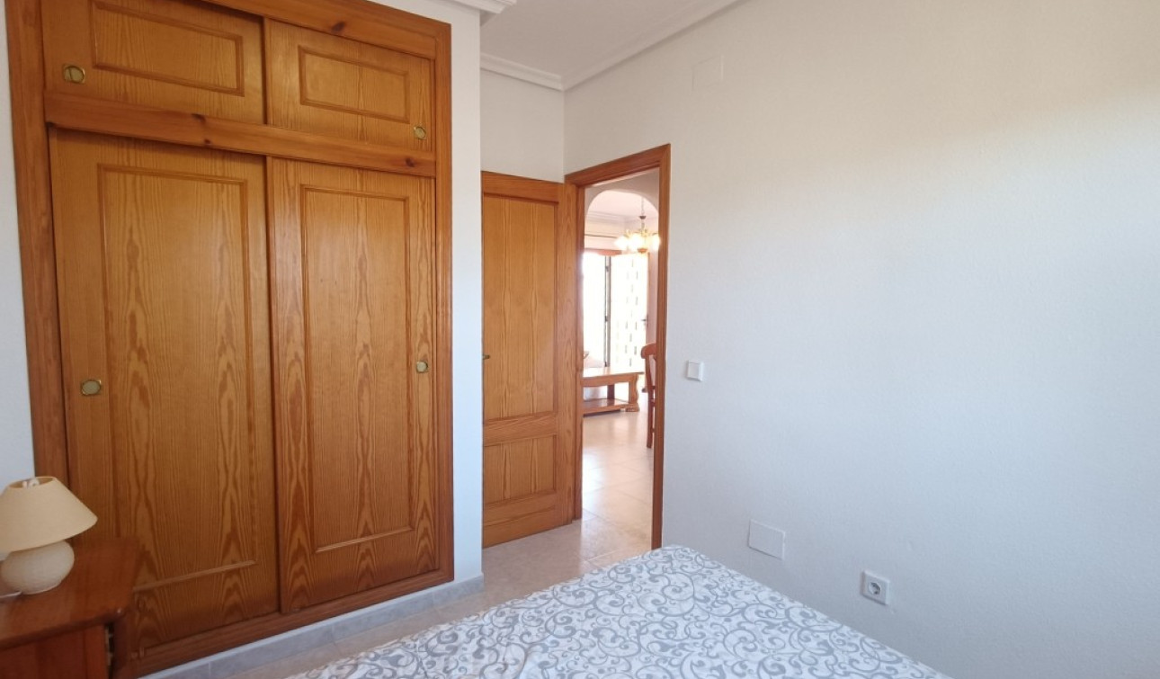 Resale - Apartment / Flat - La Mata