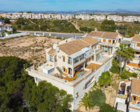 Resale - Apartment / Flat - La Mata