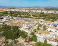 Resale - Apartment / Flat - La Mata