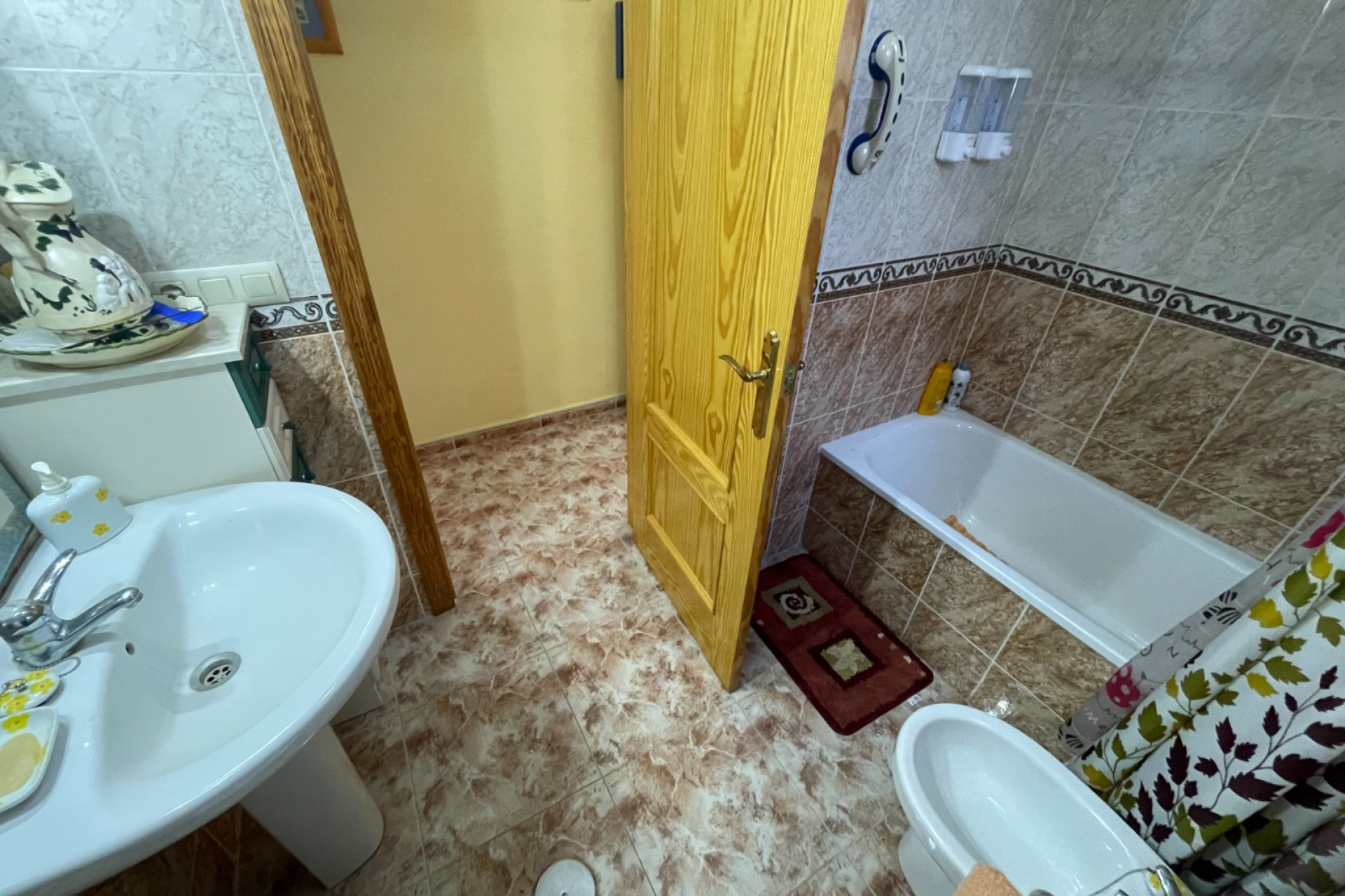 Resale - Apartment / Flat - La Mata