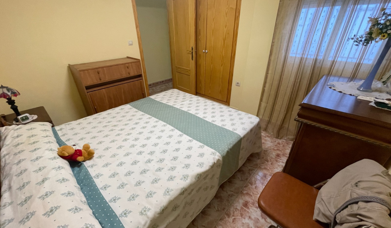 Resale - Apartment / Flat - La Mata