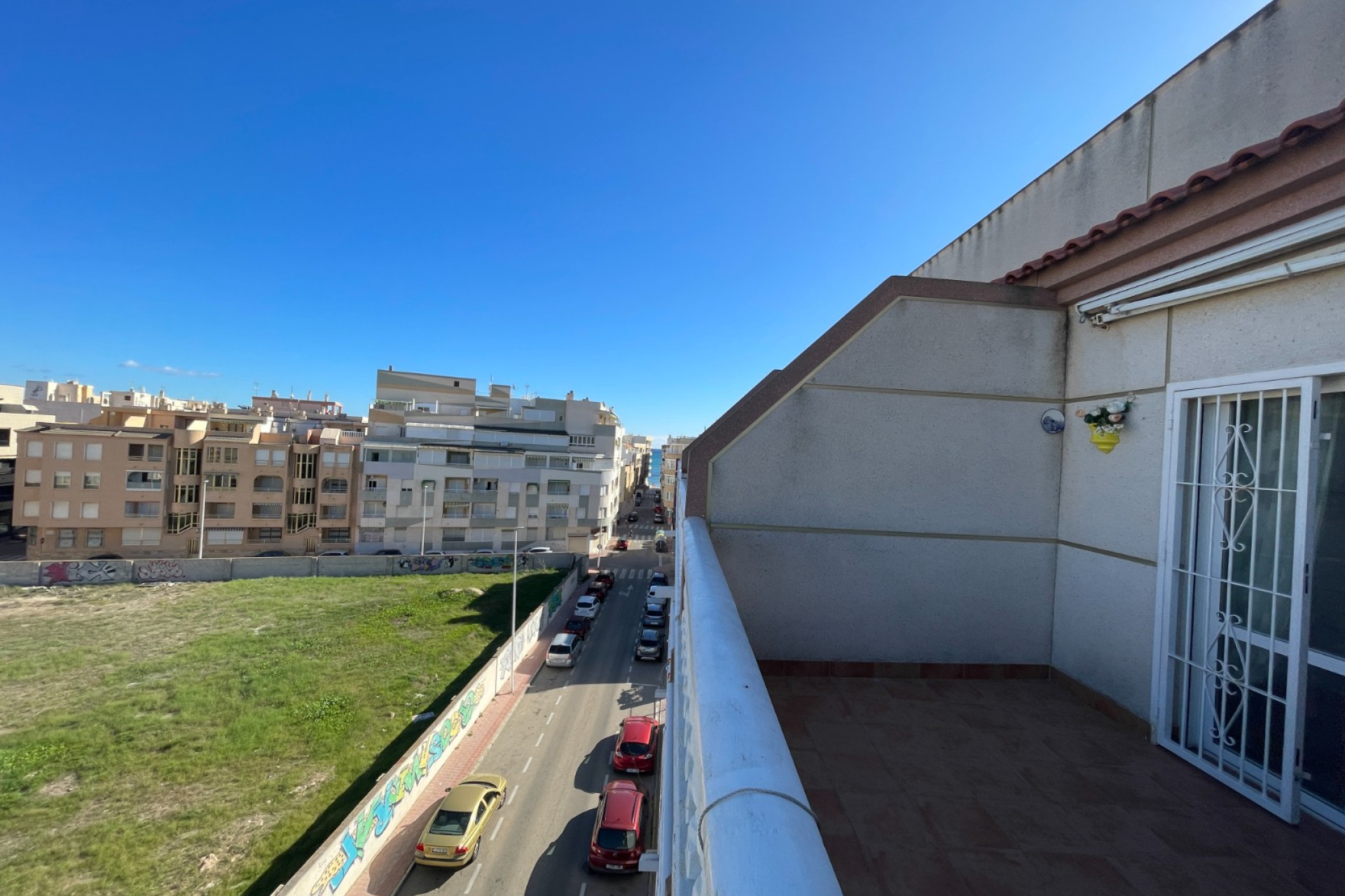 Resale - Apartment / Flat - La Mata