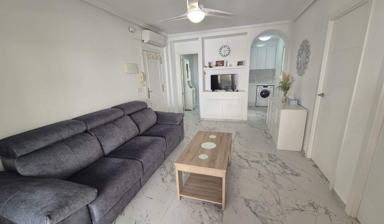 Resale - Apartment / Flat - La Zenia