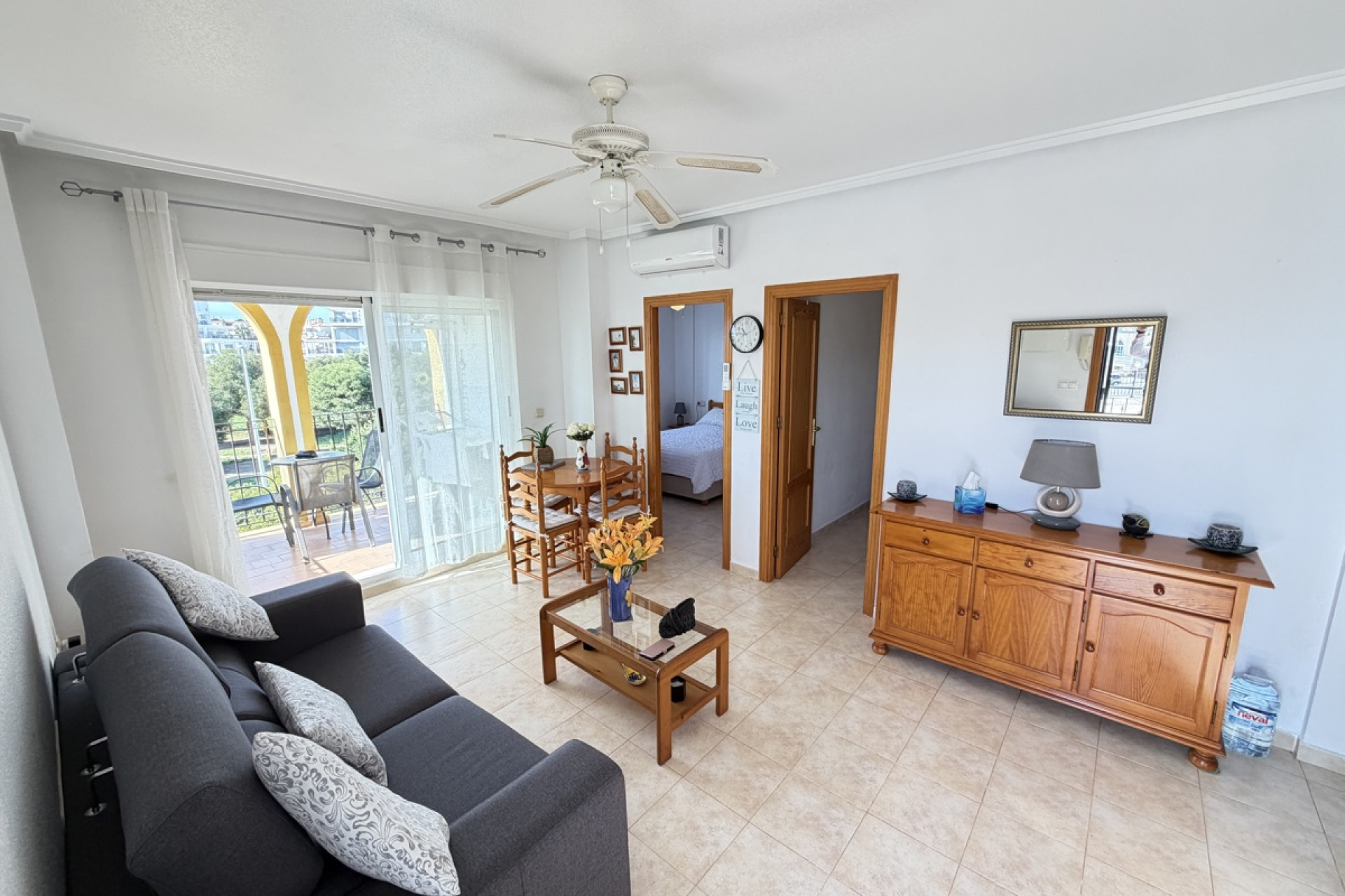 Resale - Apartment / Flat - La Zenia
