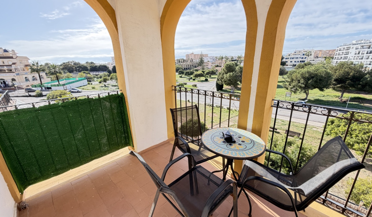 Resale - Apartment / Flat - La Zenia