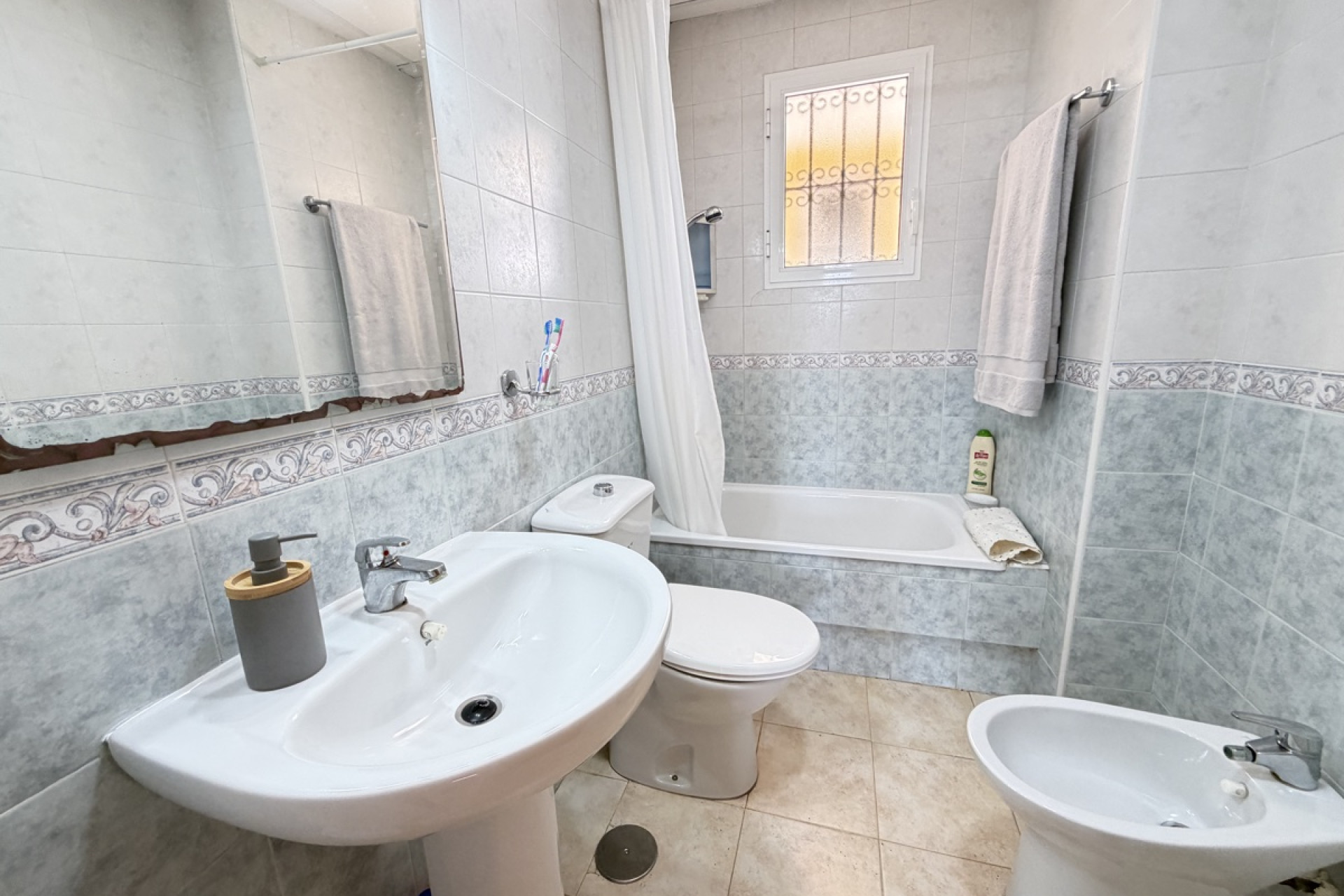 Resale - Apartment / Flat - La Zenia