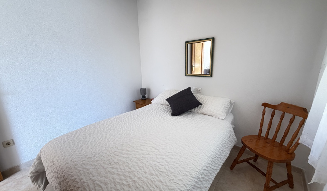 Resale - Apartment / Flat - La Zenia