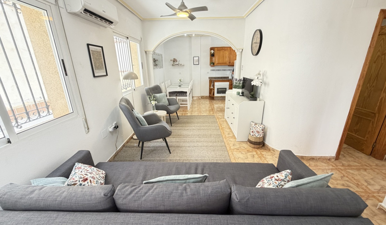 Resale - Apartment / Flat - La Zenia