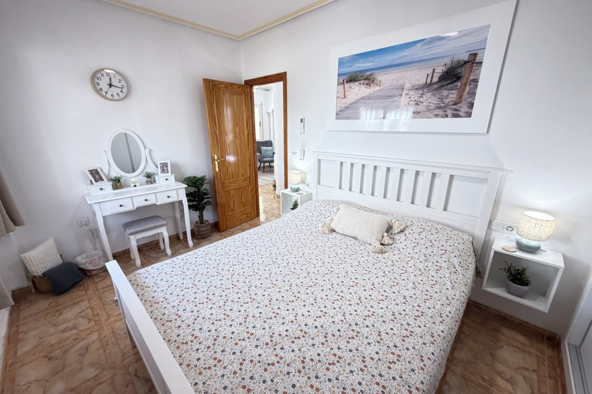 Resale - Apartment / Flat - La Zenia