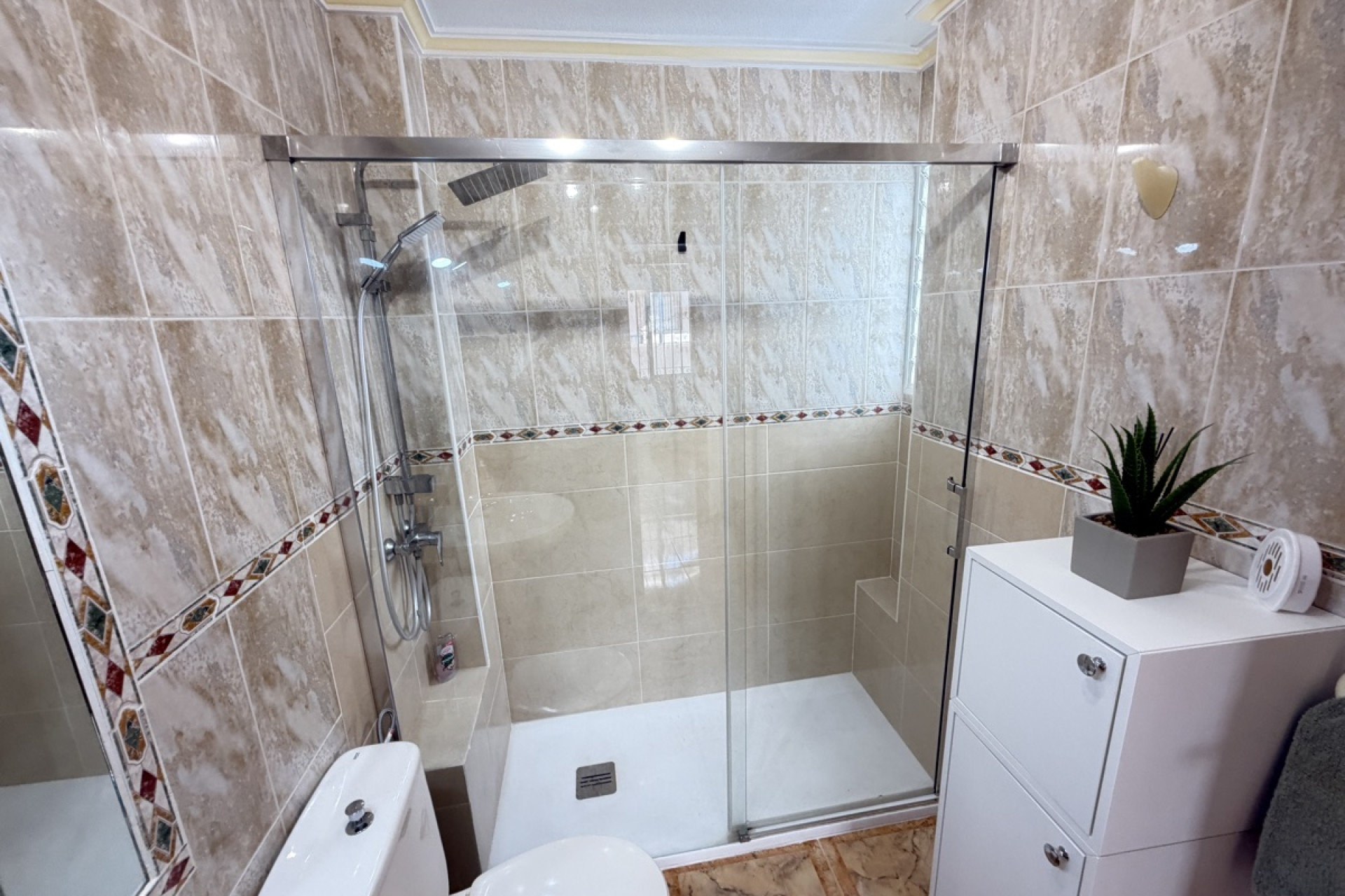 Resale - Apartment / Flat - La Zenia