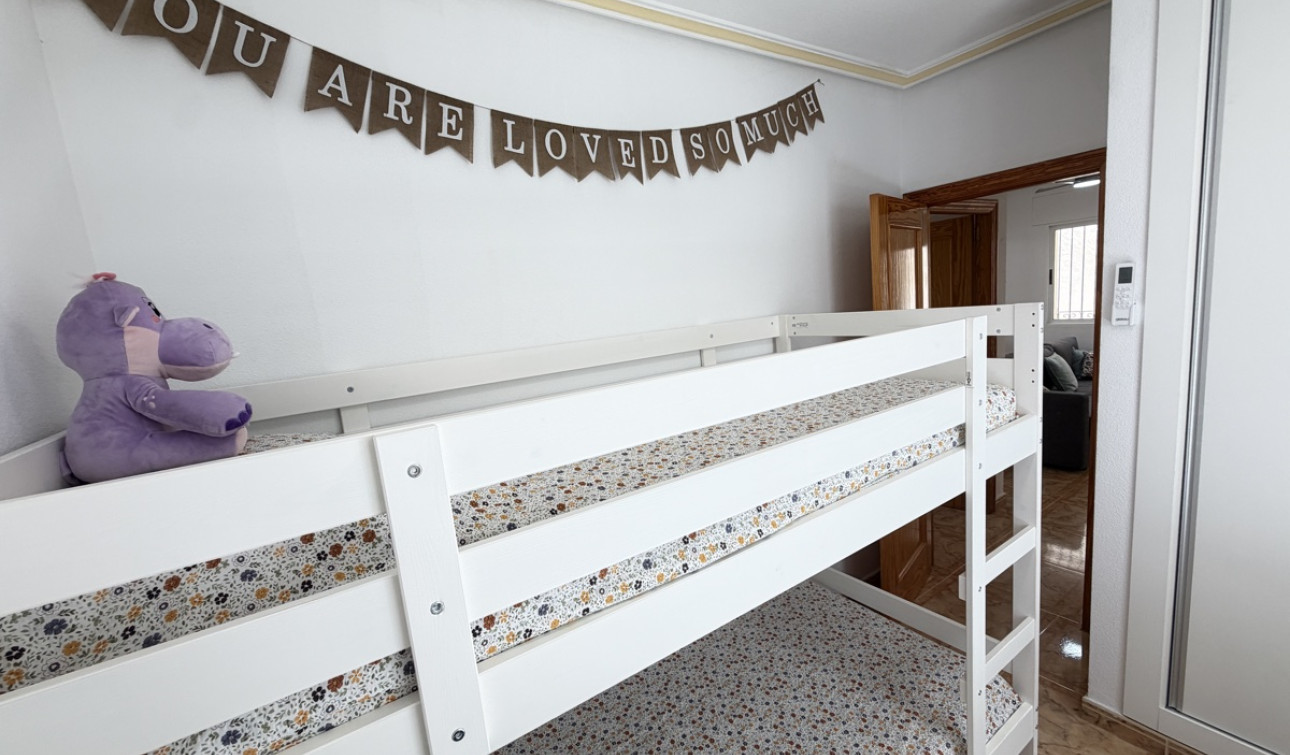 Resale - Apartment / Flat - La Zenia