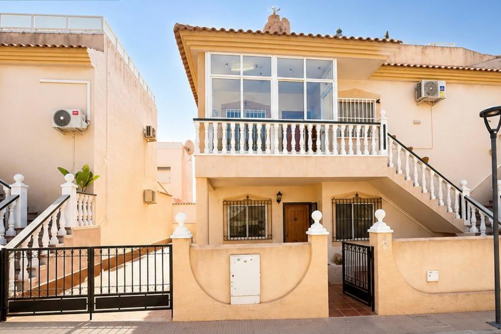 Resale - Apartment / Flat - La Zenia