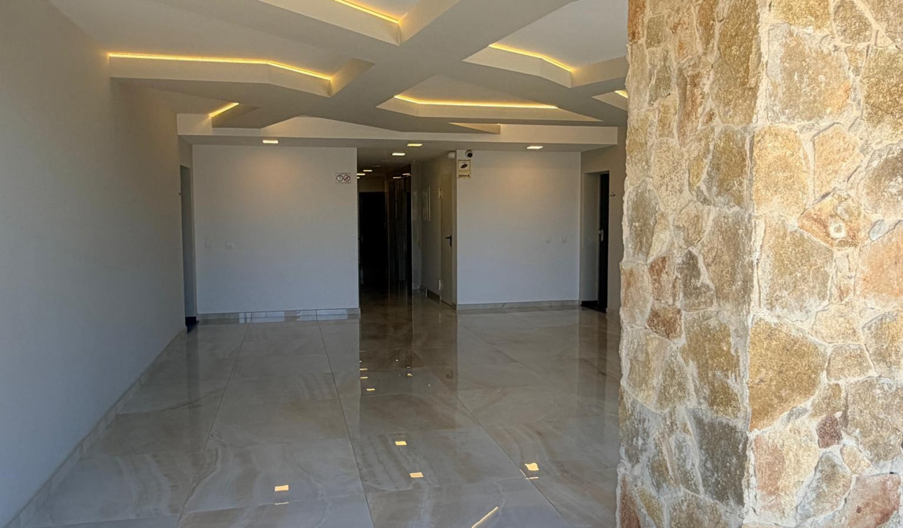 Resale - Apartment / Flat - Los Altos - Torrevieja