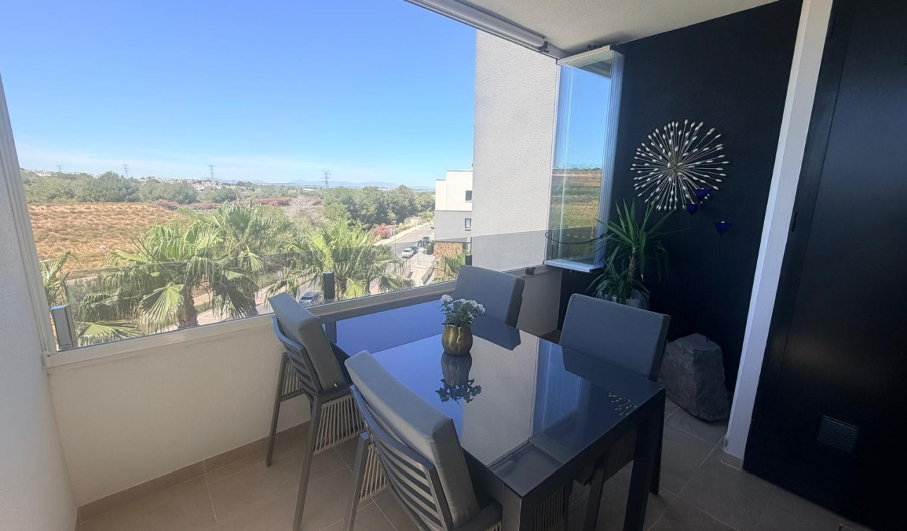 Resale - Apartment / Flat - Los Altos - Torrevieja