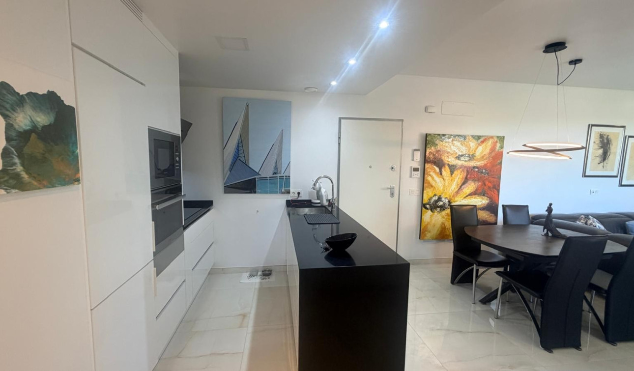 Resale - Apartment / Flat - Los Altos - Torrevieja
