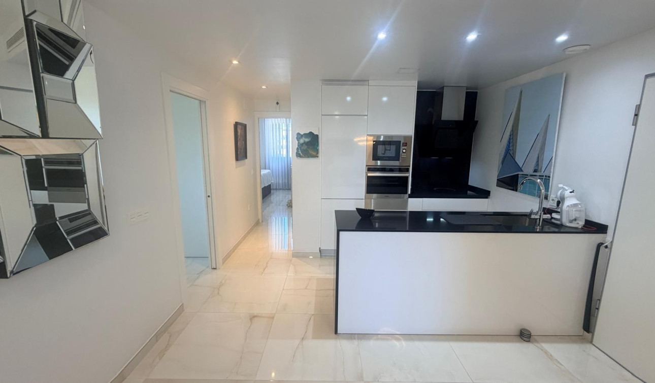 Resale - Apartment / Flat - Los Altos - Torrevieja