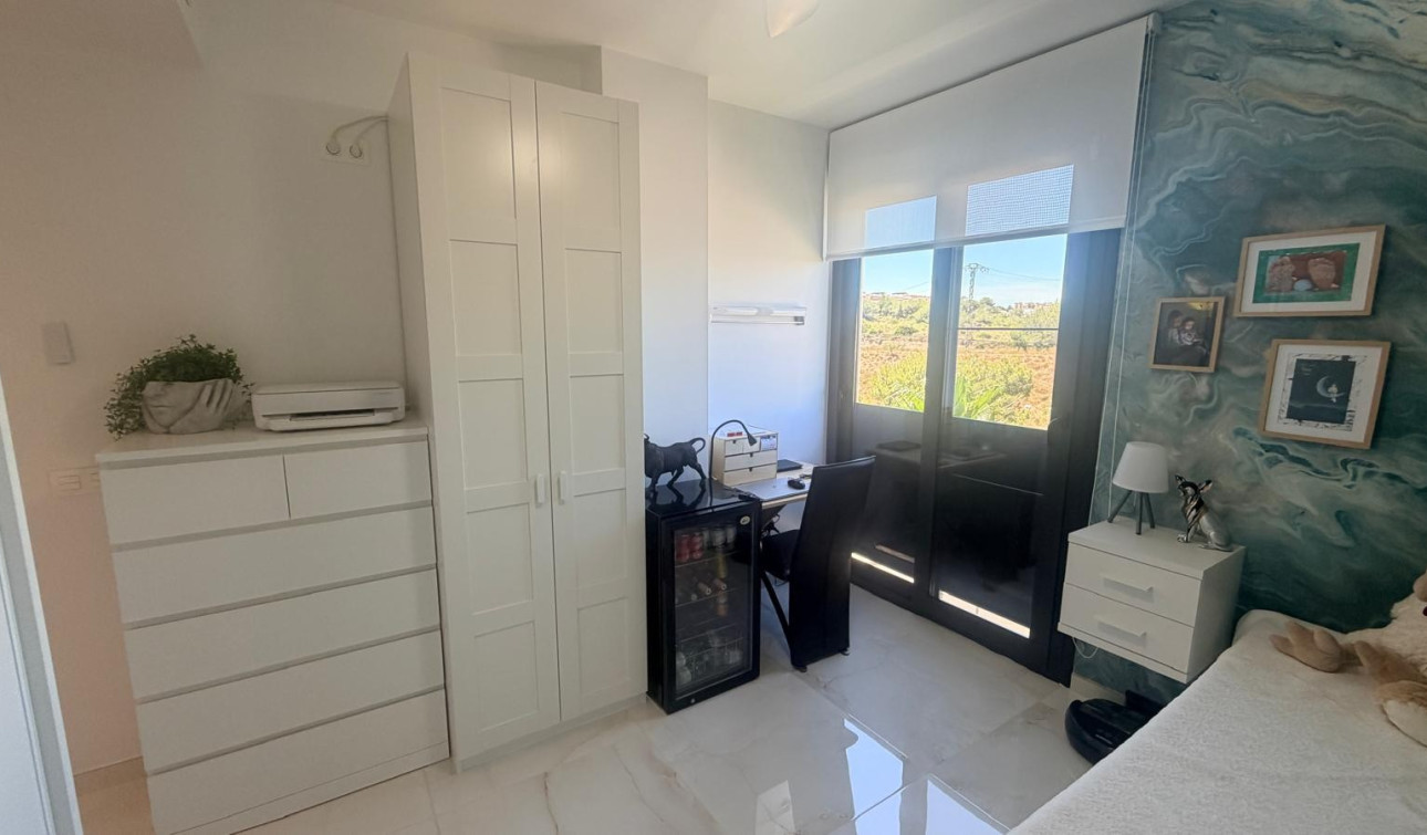 Resale - Apartment / Flat - Los Altos - Torrevieja