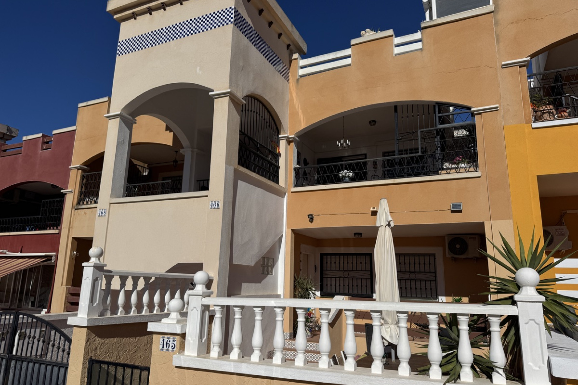 Resale - Apartment / Flat - Los Altos