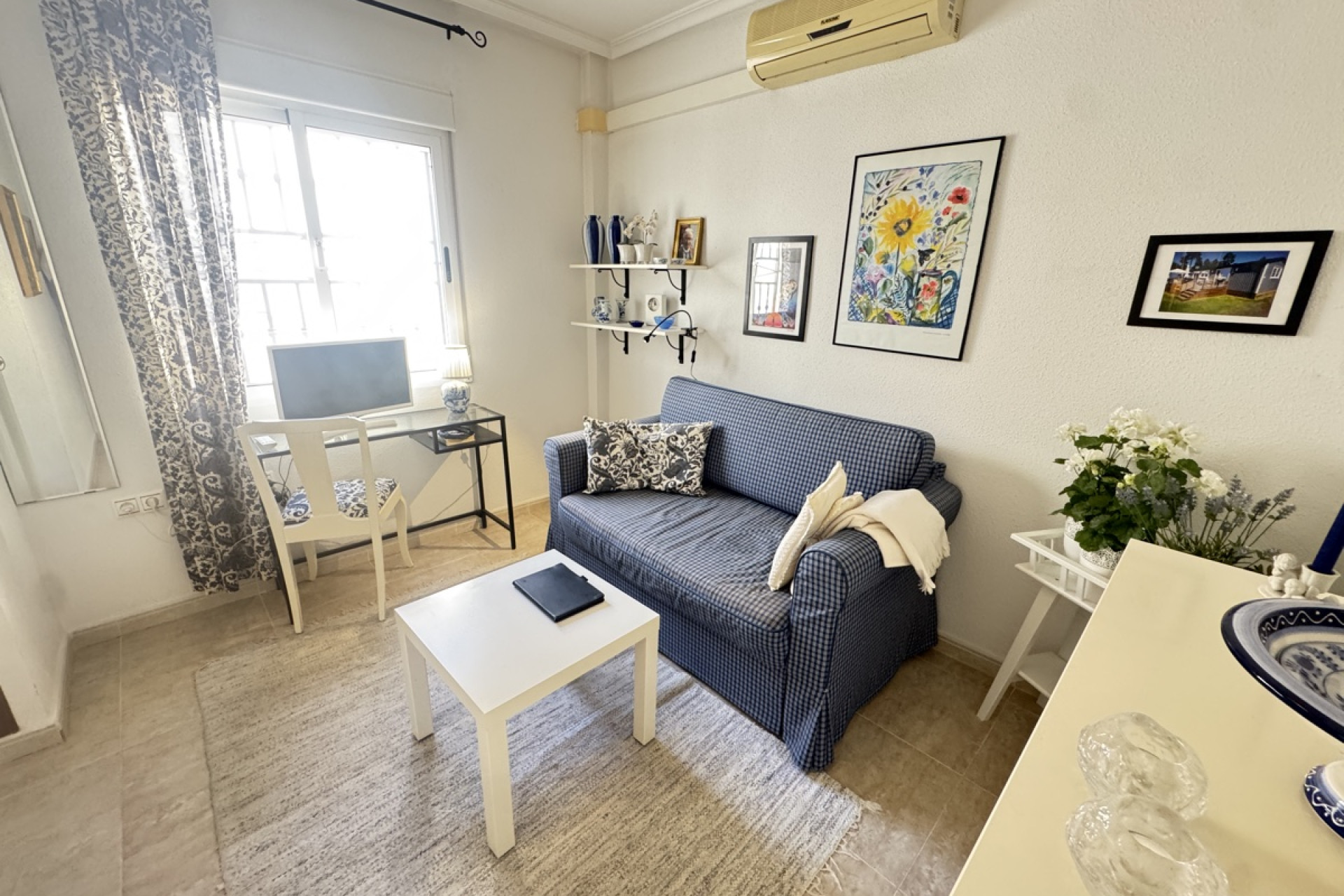 Resale - Apartment / Flat - Los Altos