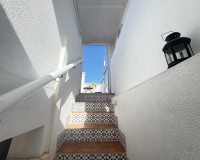 Resale - Apartment / Flat - Los Altos