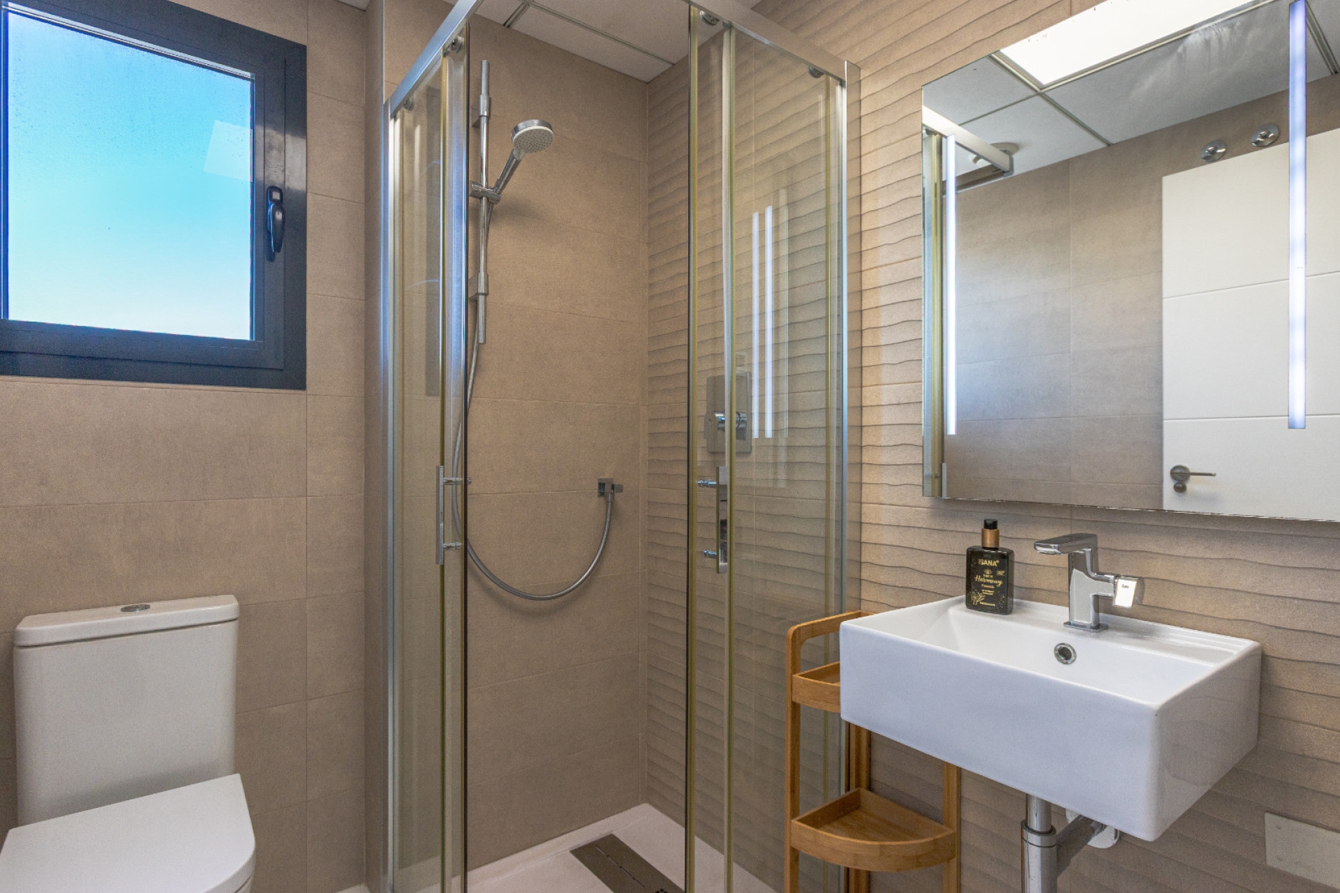 Resale - Apartment / Flat - Los Altos