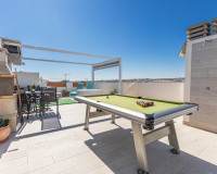 Resale - Apartment / Flat - Los Altos