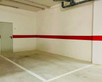 Resale - Apartment / Flat - Los Altos