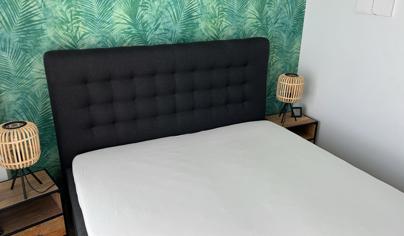 Resale - Apartment / Flat - Los Altos