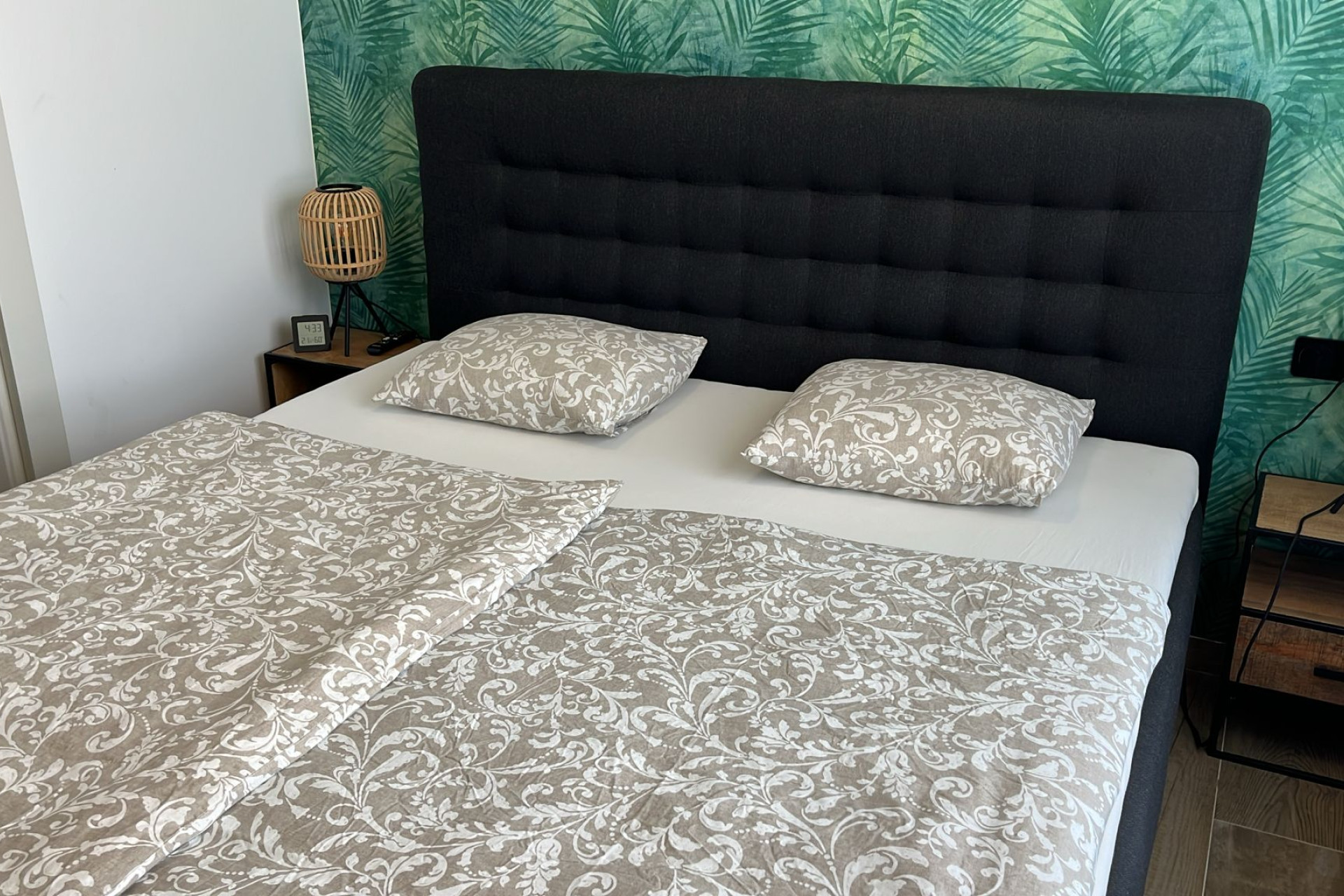 Resale - Apartment / Flat - Los Altos