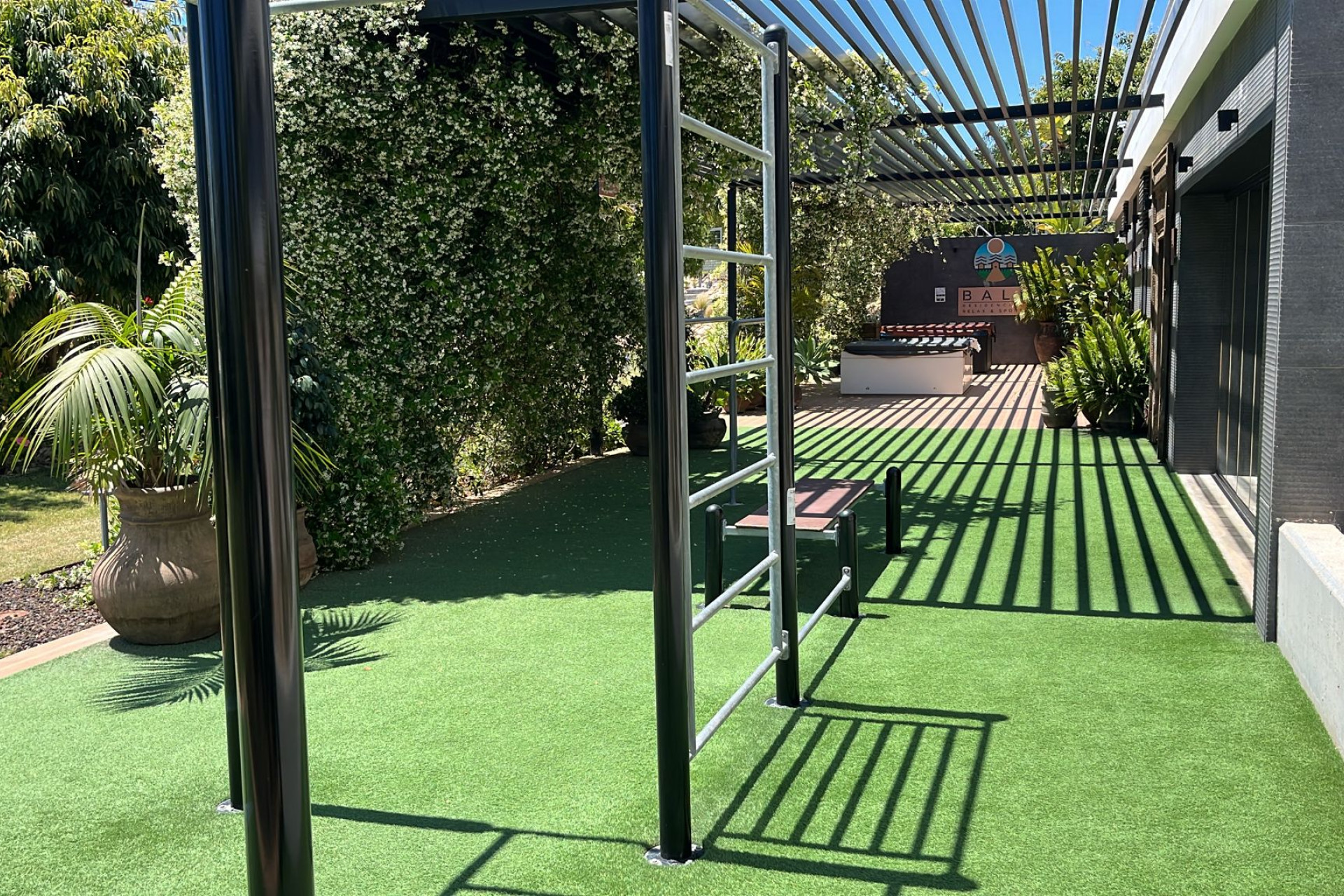 Resale - Apartment / Flat - Los Altos