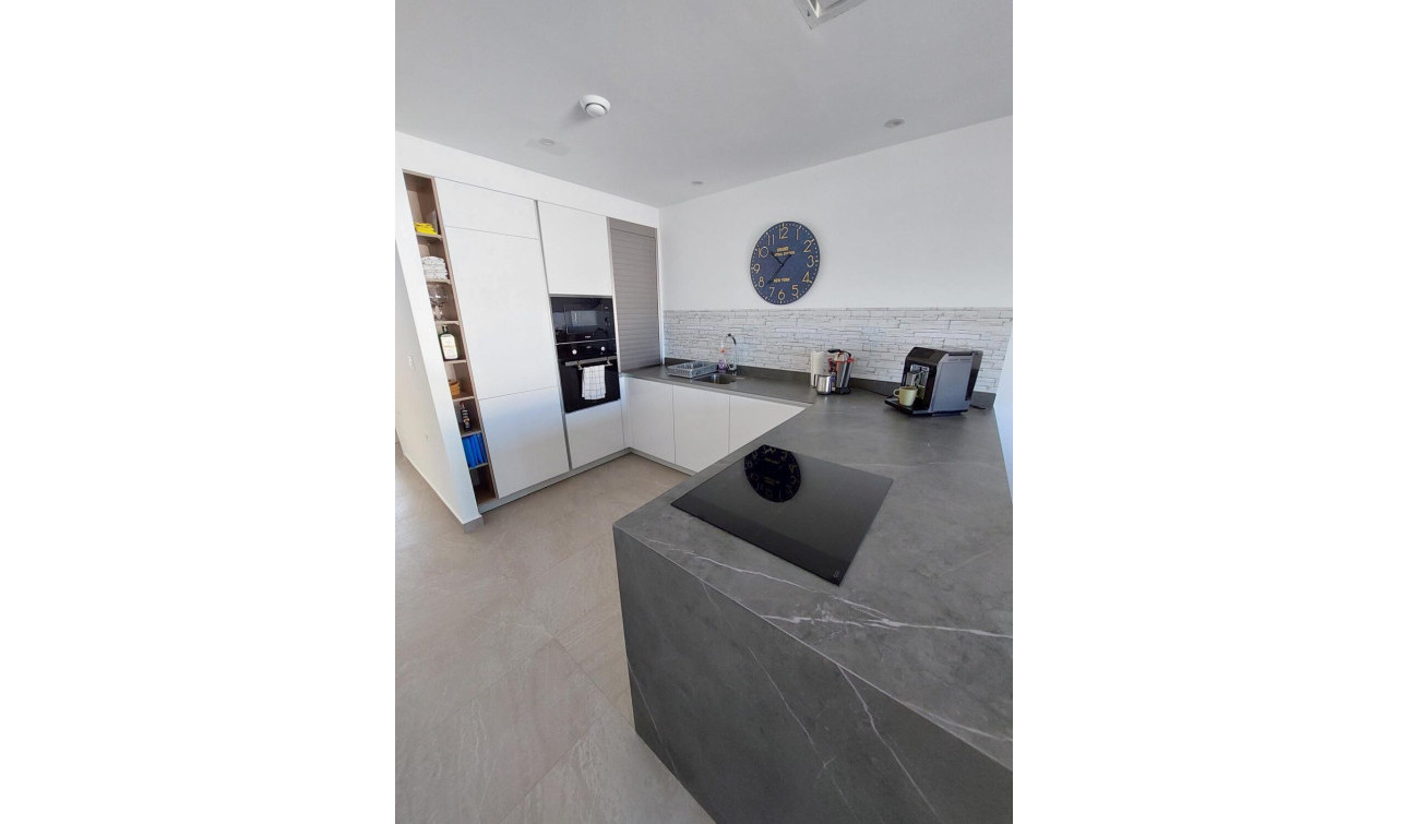 Resale - Apartment / Flat - Los Balcones