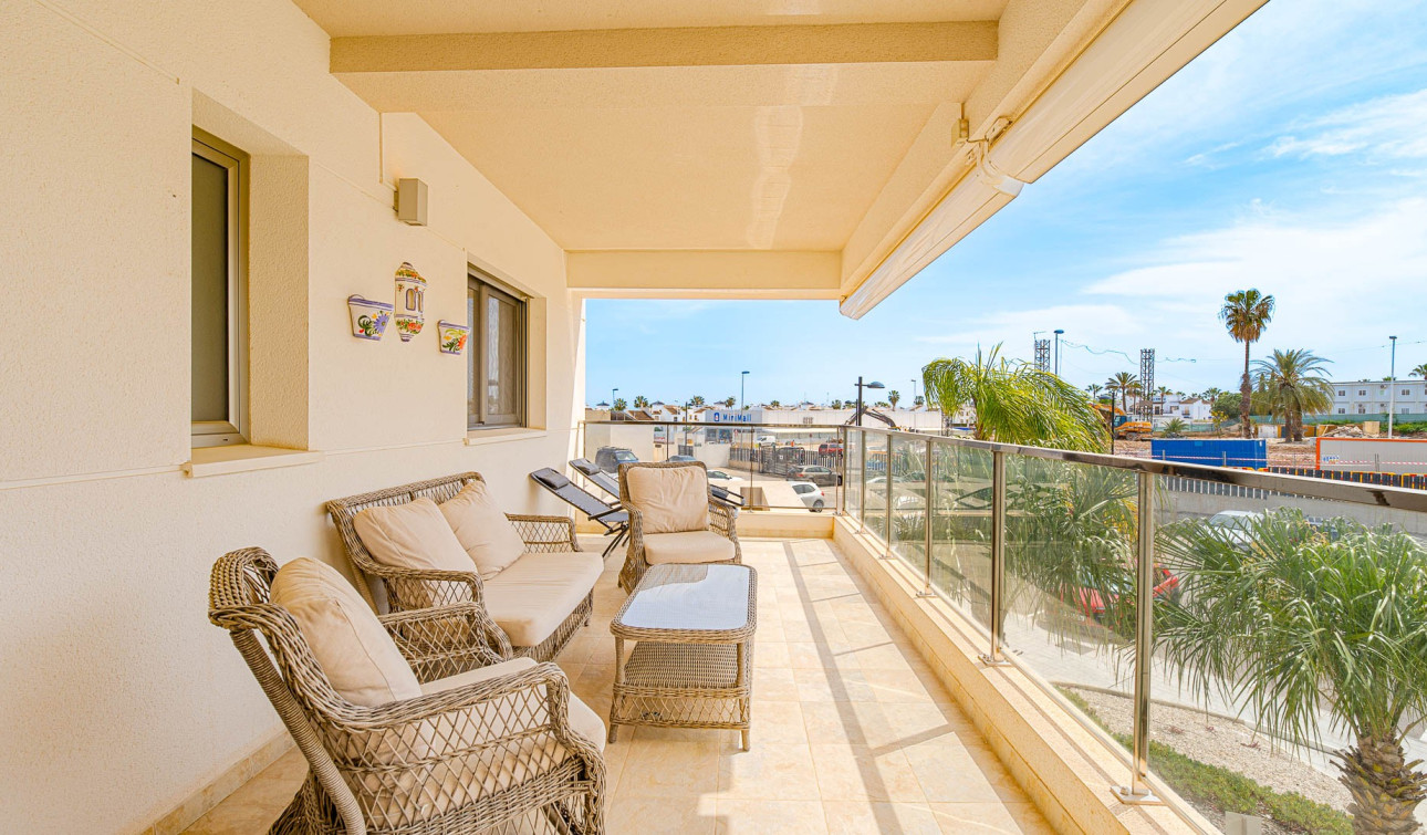 Resale - Apartment / Flat - Los Dolses - Villamartin