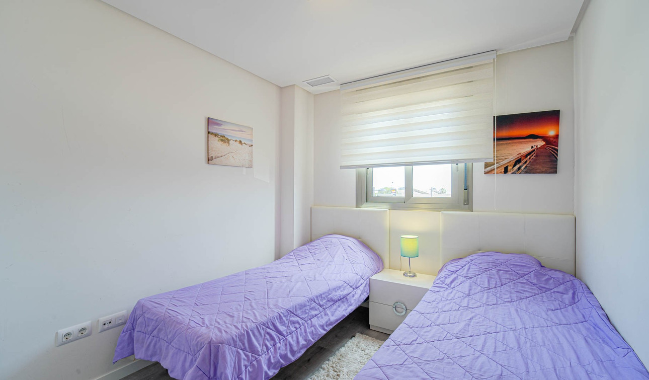 Resale - Apartment / Flat - Los Dolses - Villamartin