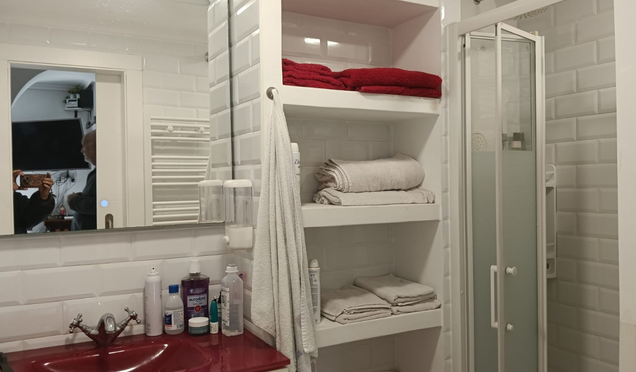 Resale - Apartment / Flat - Los Montesinos - La Herrada