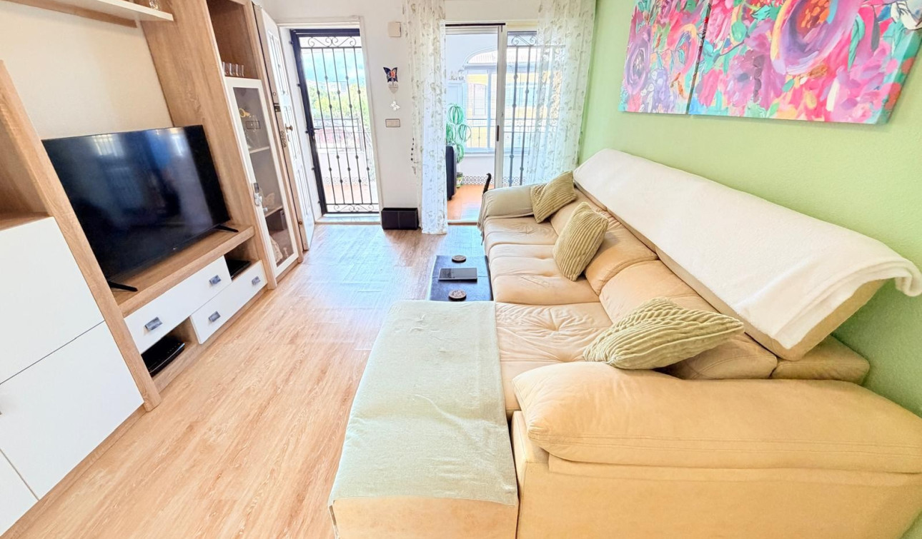 Resale - Apartment / Flat - Los Montesinos - La Herrada
