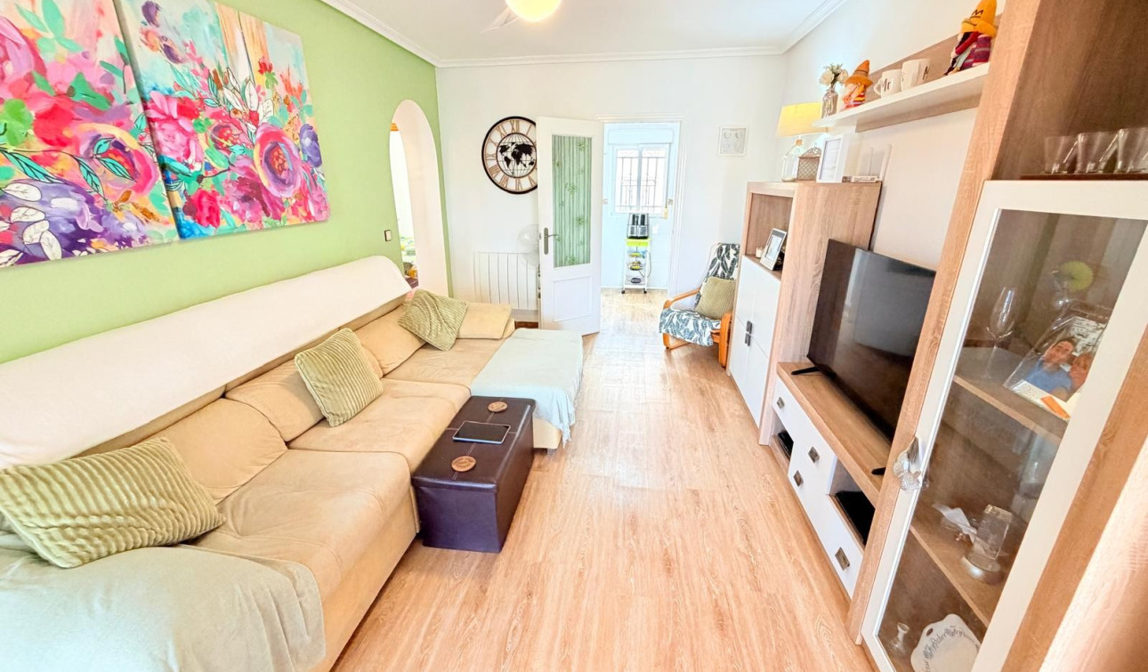 Resale - Apartment / Flat - Los Montesinos - La Herrada