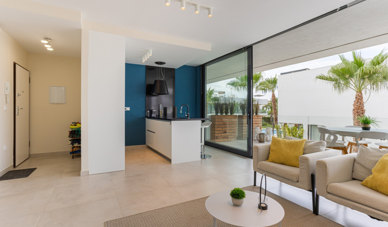 Resale - Apartment / Flat - Mar de Cristal