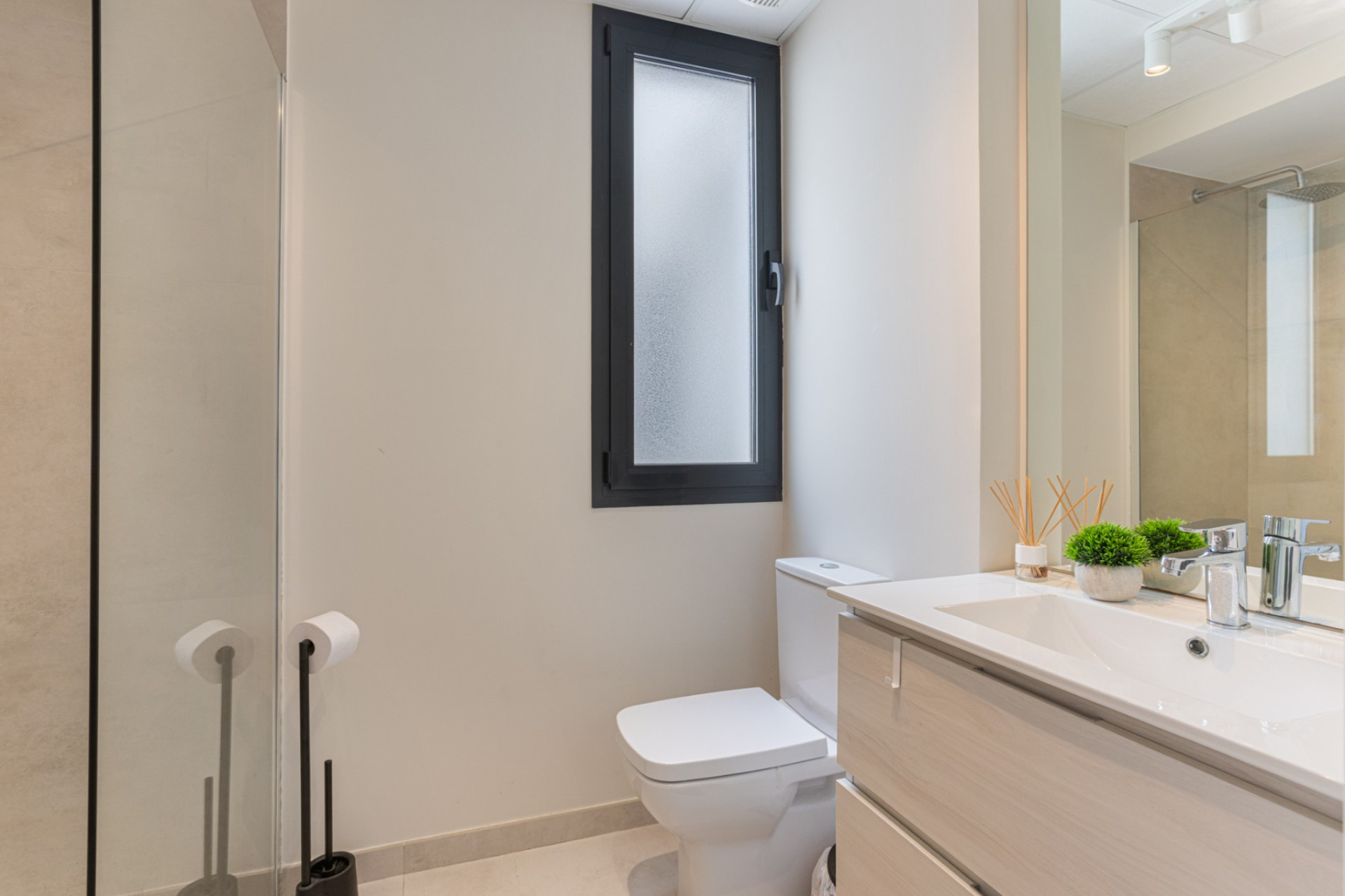 Resale - Apartment / Flat - Mar de Cristal