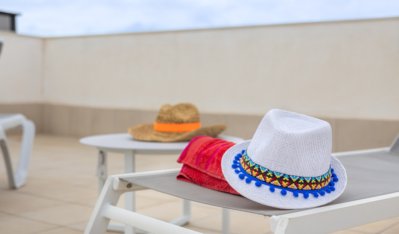 Resale - Apartment / Flat - Mar de Cristal