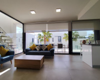 Resale - Apartment / Flat - Mar de Cristal