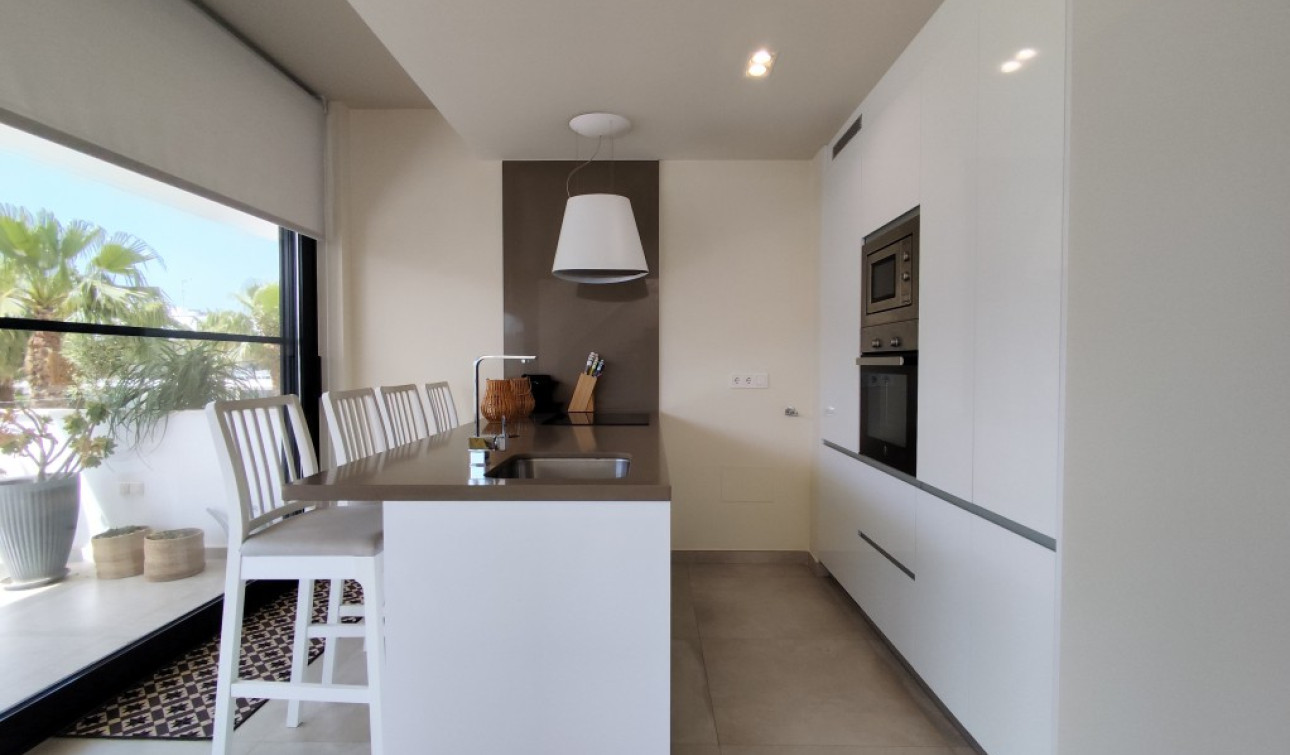 Resale - Apartment / Flat - Mar de Cristal
