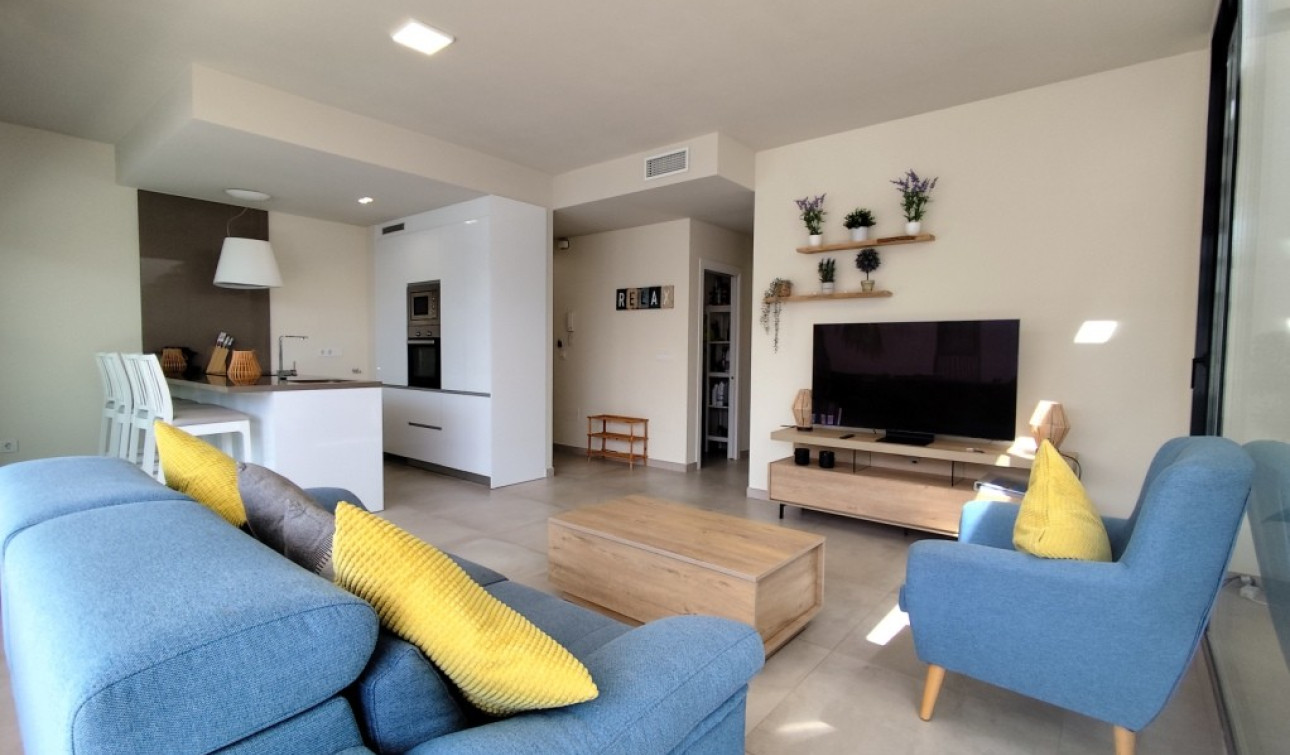 Resale - Apartment / Flat - Mar de Cristal